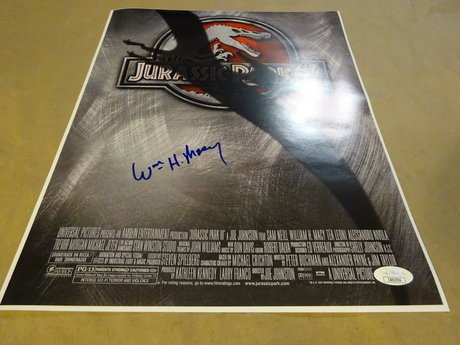 William H Macy — Signed William H Macy Autographed 11"x14" Photo Jurassic Park III JSA COA, image 3