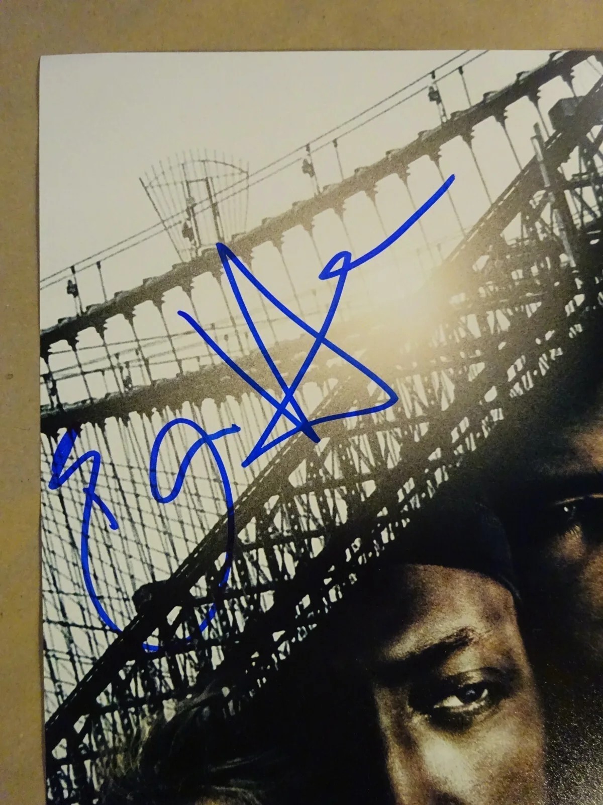 Ethan Hawke — Signed Ethan Hawke Autographed Brooklyn's Finest 12"x18" Photo Beckett BAS COA, изображение 3