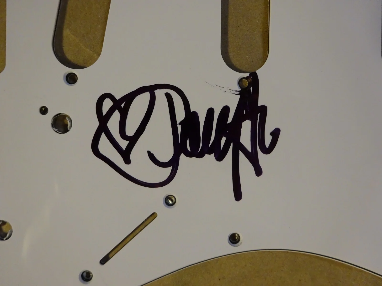 Signed Paris Hilton Autographed Guitar Pick Guard Beckett BAS COA, image 3