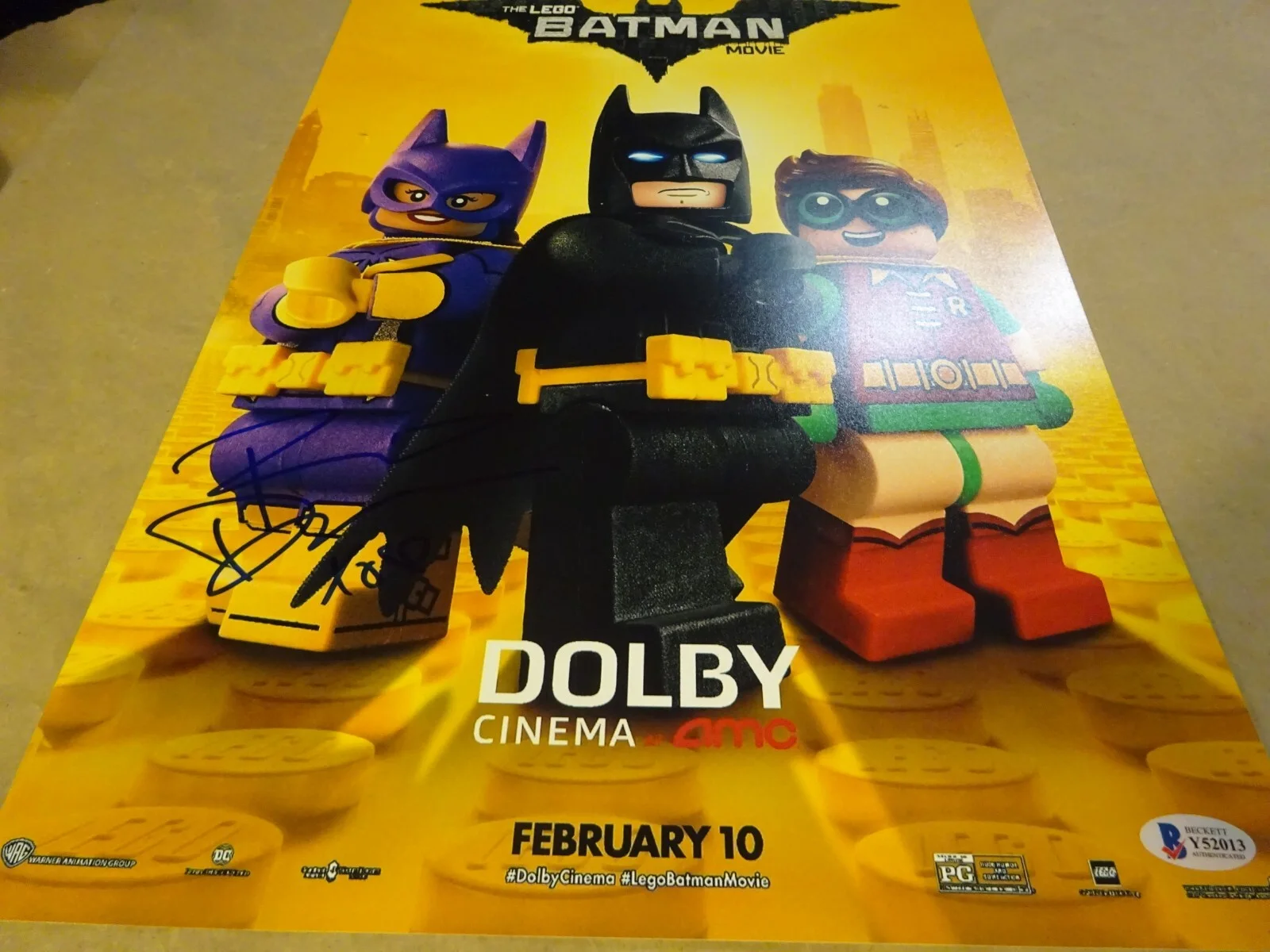 Rosario Dawson — Signed Rosario Dawson Autographed The Lego Batman Movie 12"x18" Photo BAS COA, изображение 3
