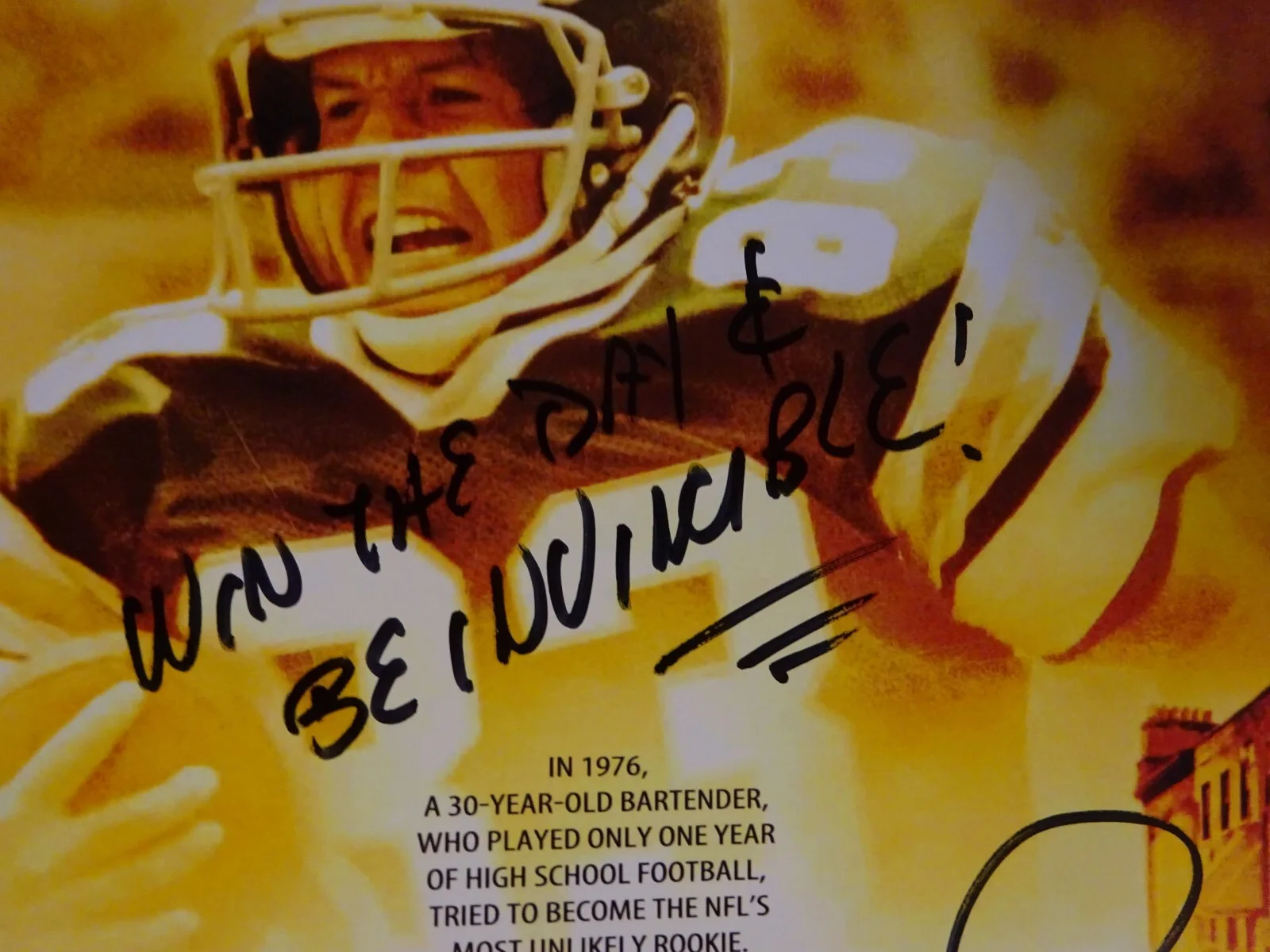Vince Papale — Signed Vince Papale Autographed Invincible 11"x17" Photo Beckett BAS COA, изображение 5