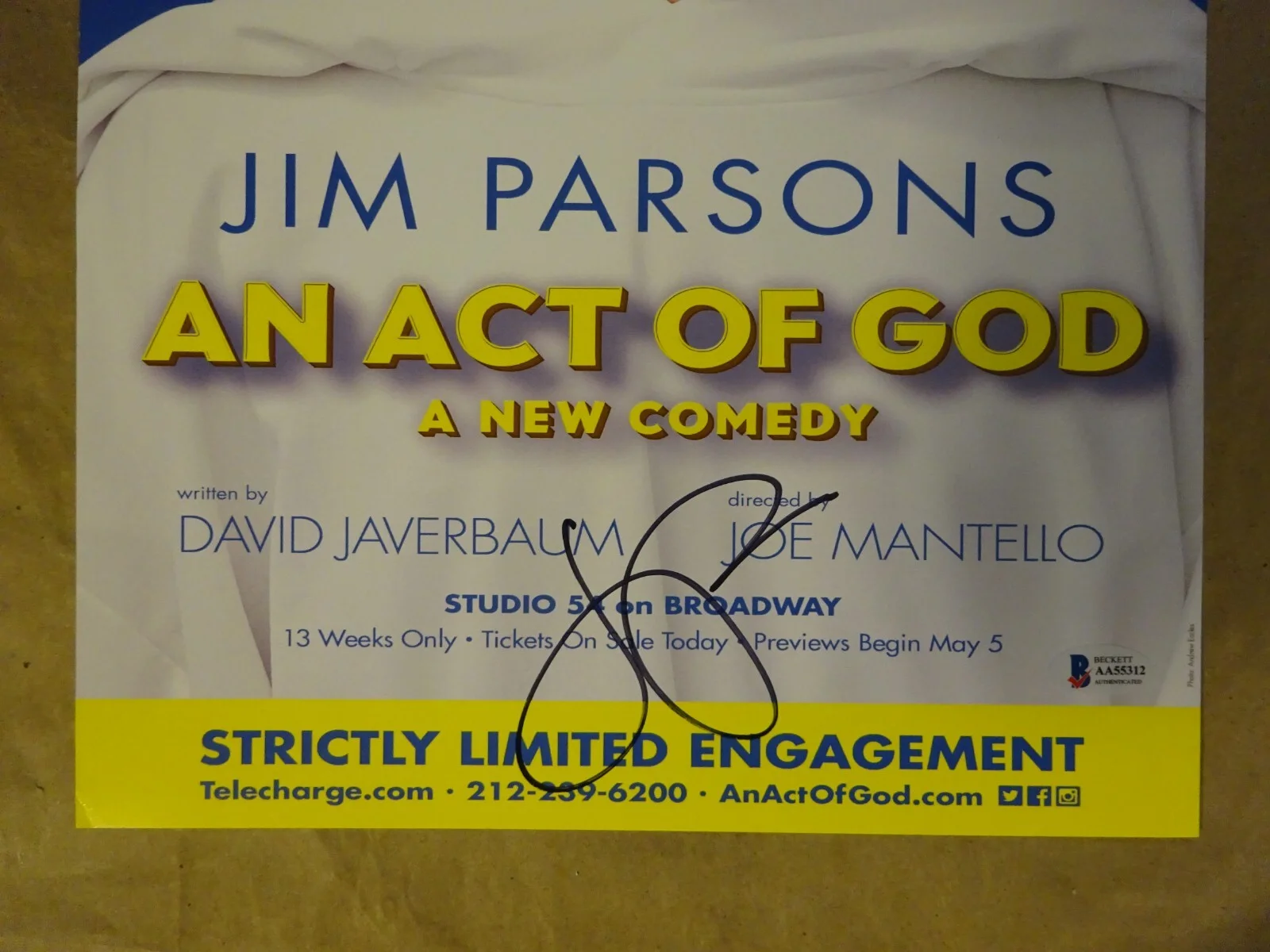 Jim Parsons — Signed Jim Parsons Autographed An Act Of God Photo 11"x17" Beckett BAS COA, изображение 4