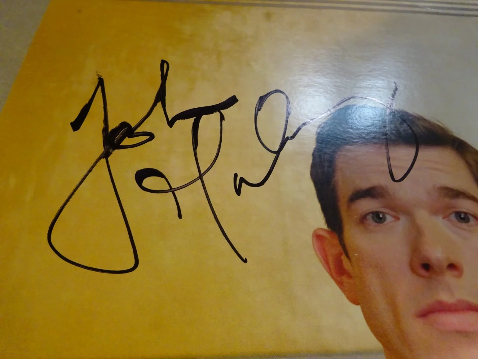 John Mulaney — Autographed John Mulaney Signed Kid Gorgeous Radio City Album Beckett BAS COA, изображение 5