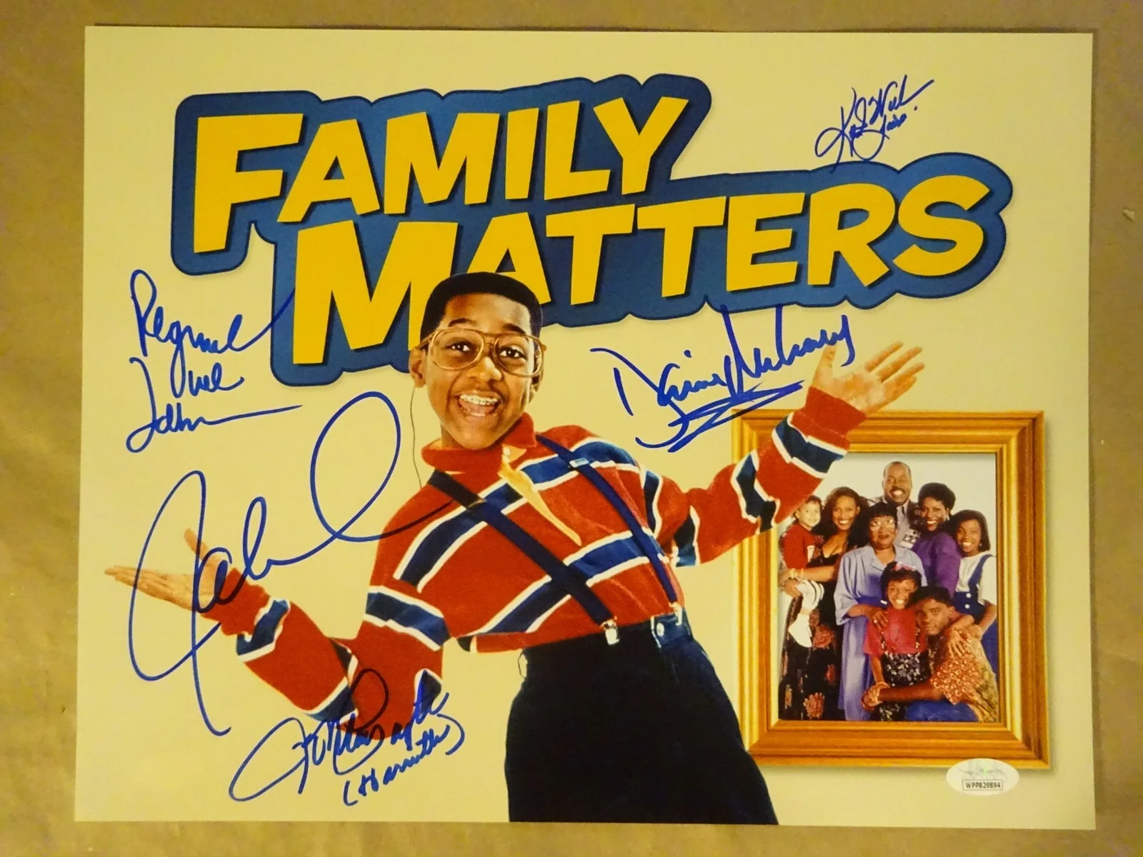 Jaleel White, Reginald VelJohnson, Jo Marie Payton — Autographed Family Matters Cast Signed By 5 - 11"x14" Photograph JSA COA + Proof, изображение 2