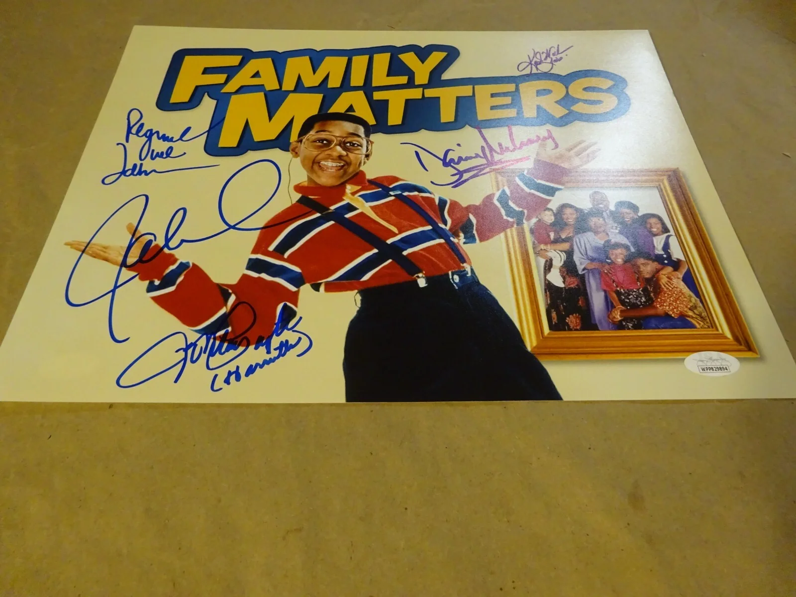 Jaleel White, Reginald VelJohnson, Jo Marie Payton — Autographed Family Matters Cast Signed By 5 - 11"x14" Photograph JSA COA + Proof, изображение 3