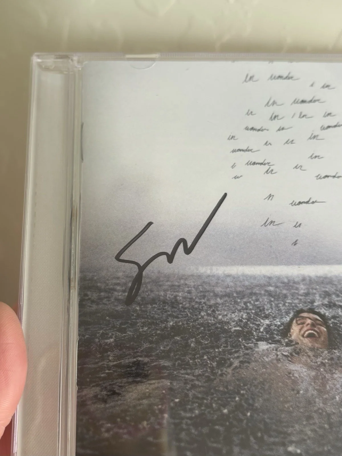 SHAWN MENDES WONDER CD & Booklet SIGNED, image 3
