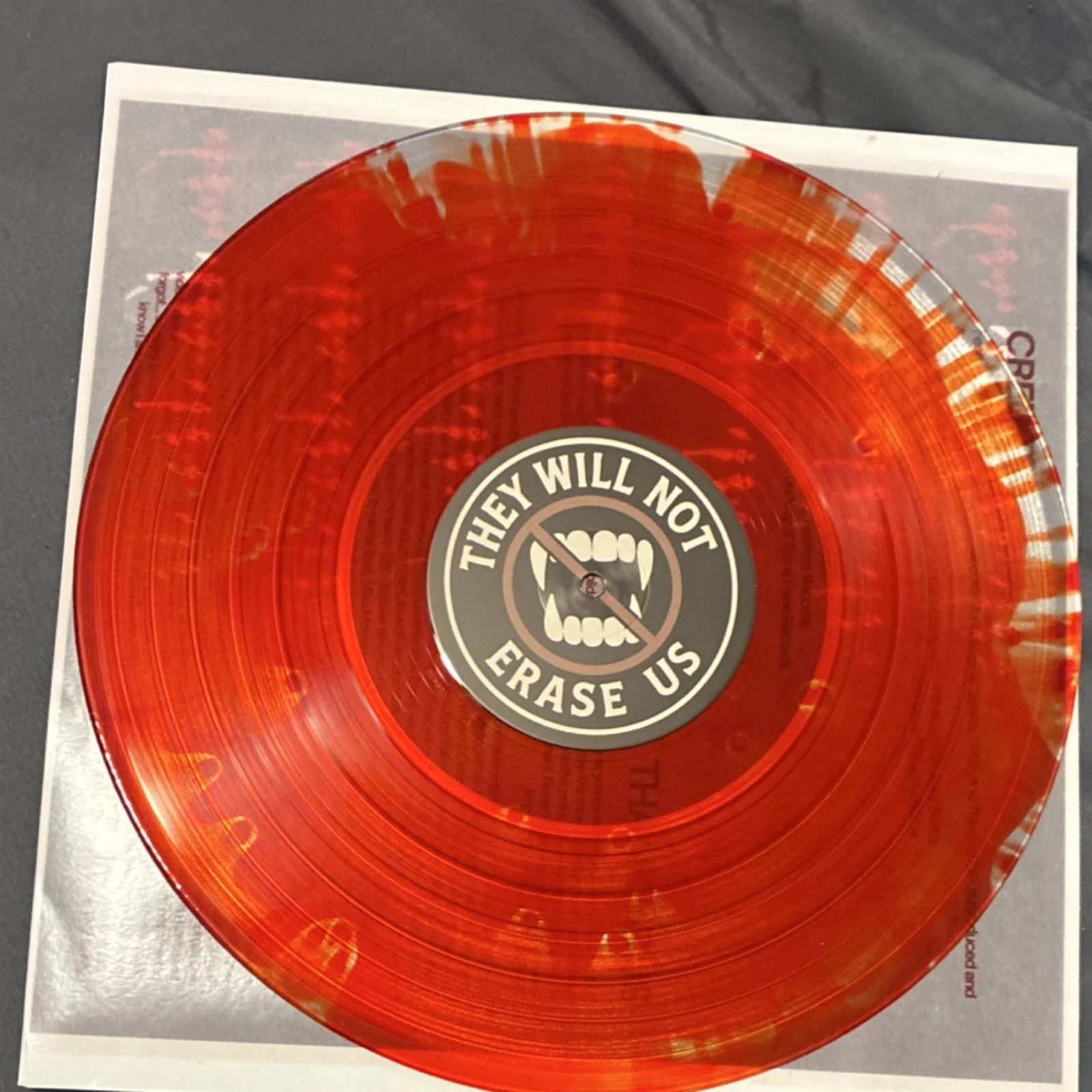 TX2 End Of Us Autographed Red Splatter Vinyl Record Original, изображение 4
