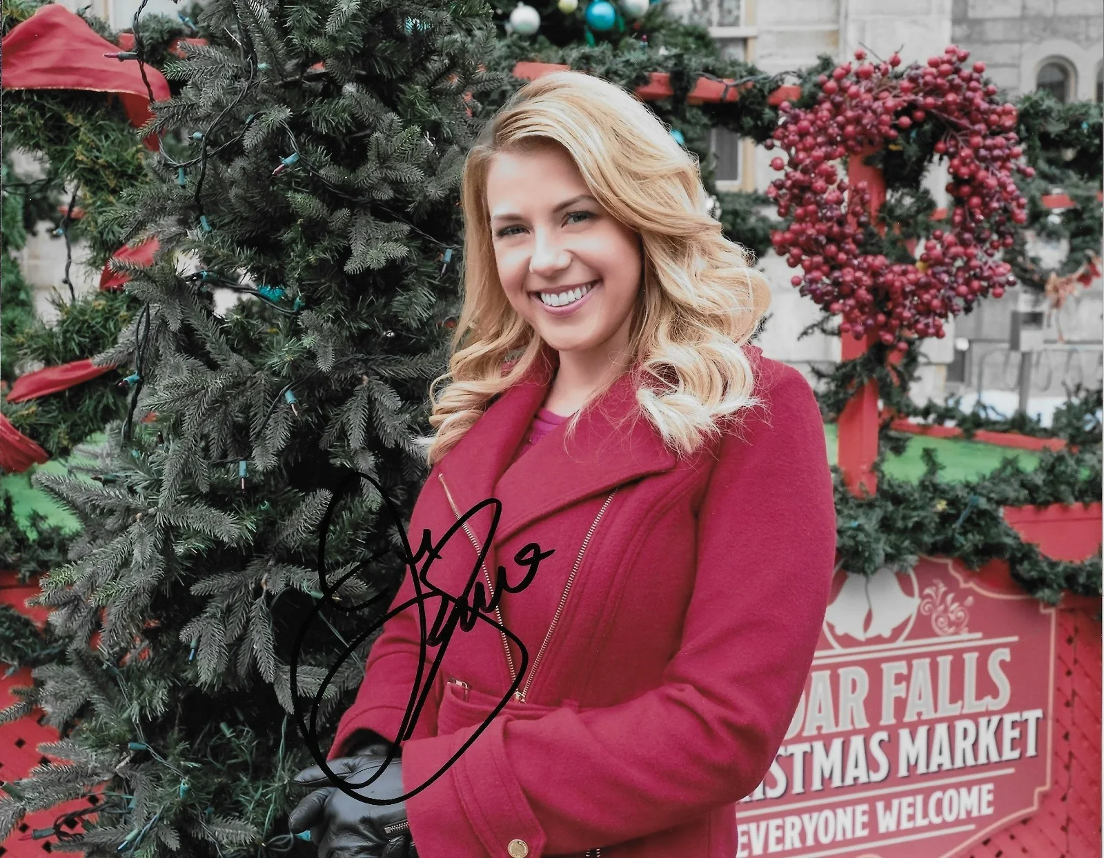 Jodie Sweetin — Signed Jodie Sweetin TV Film Entertaining Christmas 8x10 Photo #6 Original