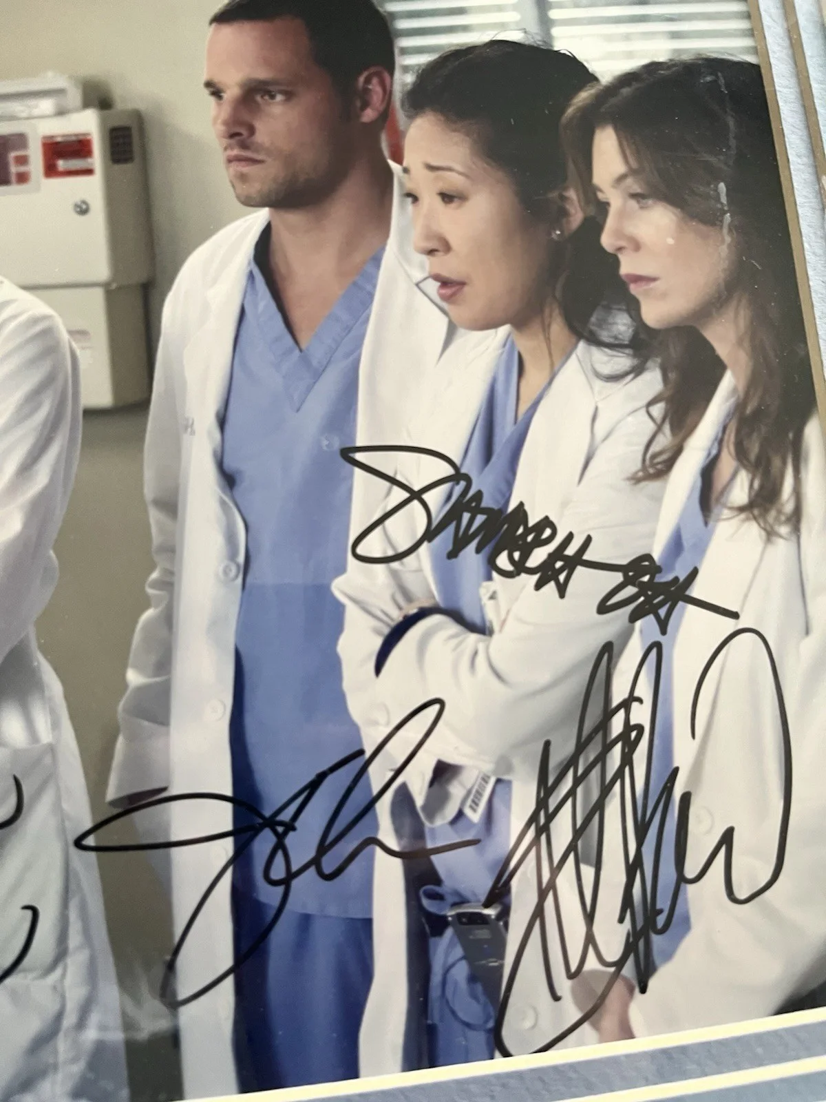 Grey’s Anatomy MAGIC Signed Photo Display (Pompeo, Oh, Heigl, Chambers, Knight), изображение 3