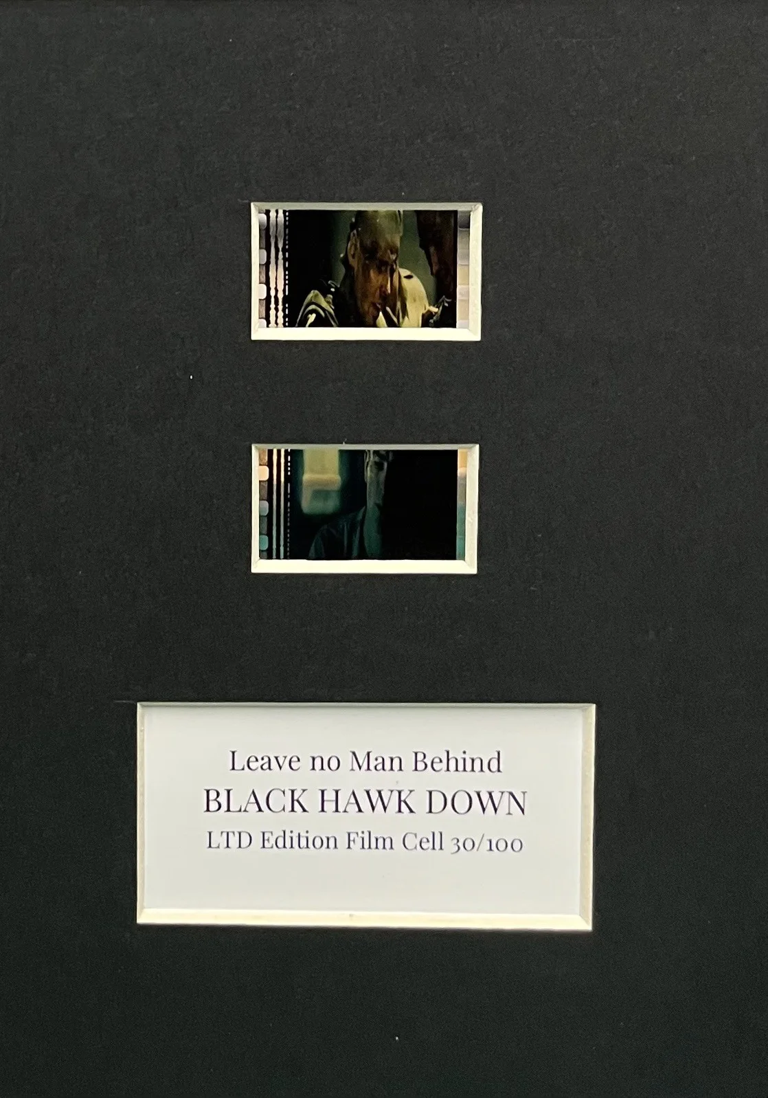 BLACK HAWK DOWN. 35mm Film Cell Mounted Display, image 3