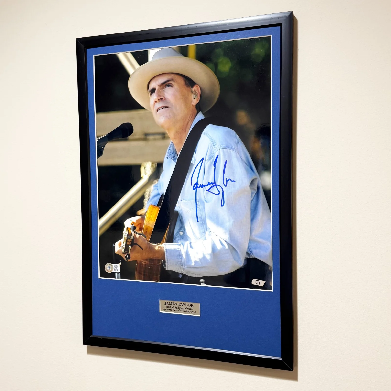 James Taylor Signed 11x14 Photo – BAS Beckett Certified – Framed 13x19 Display, image 4
