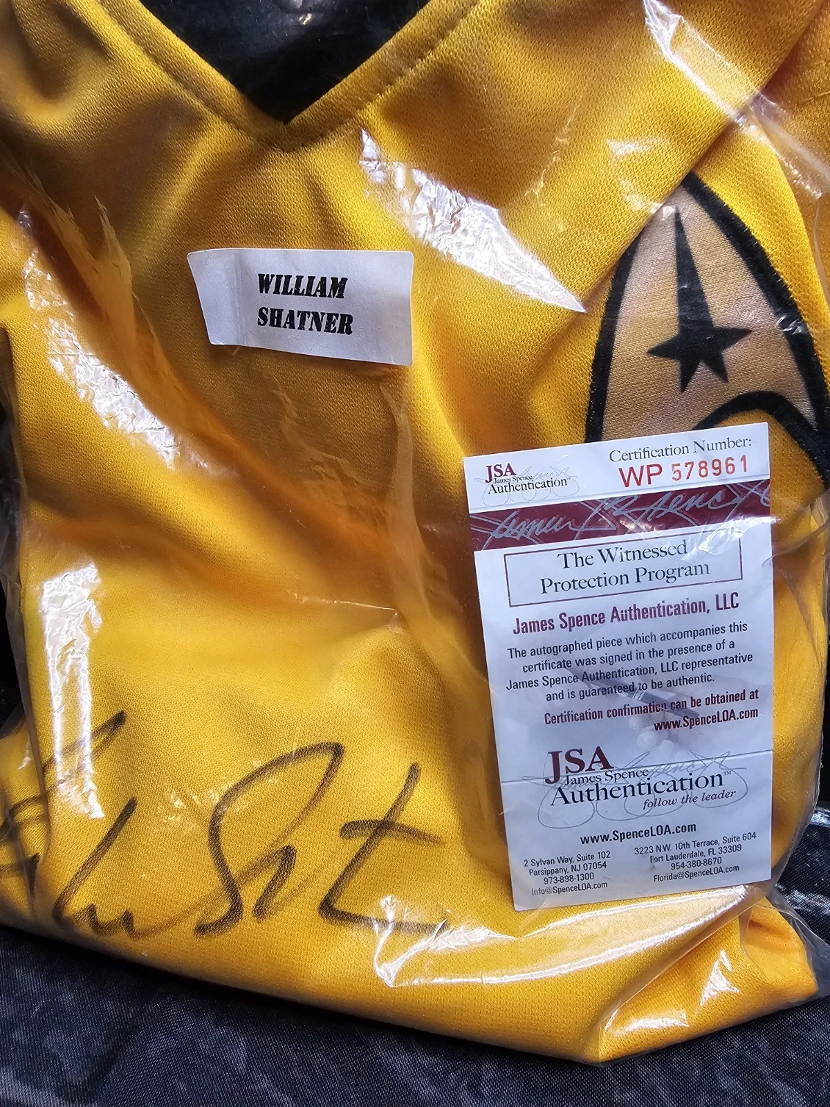 William Shatner — William Shatner Signed Autographed Shirt JSA Authenticated, image 2