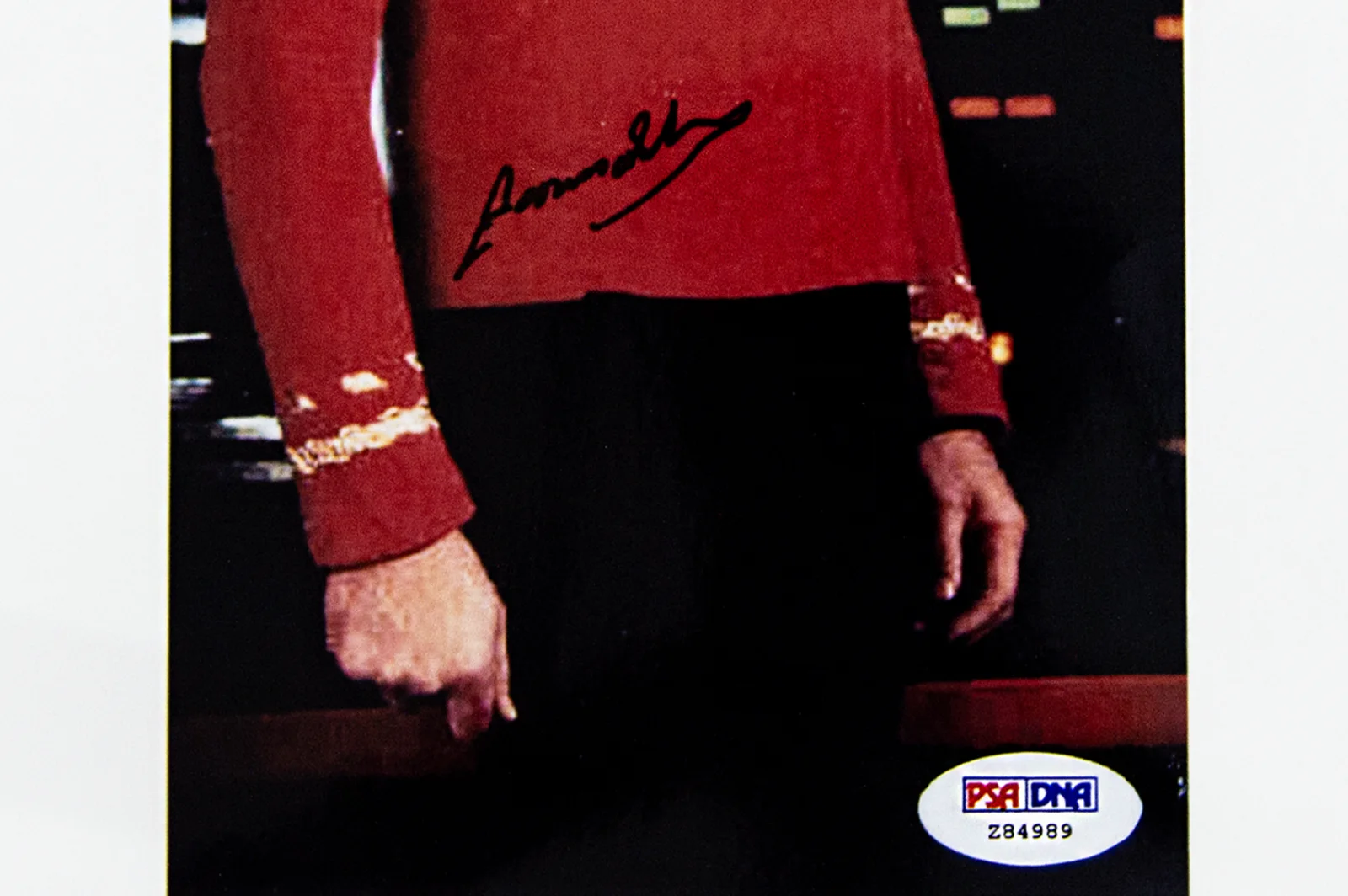 James Doohan — James Doohan Autographed 'Star Trek' 8x10 Photo (PSA/DNA), image 2
