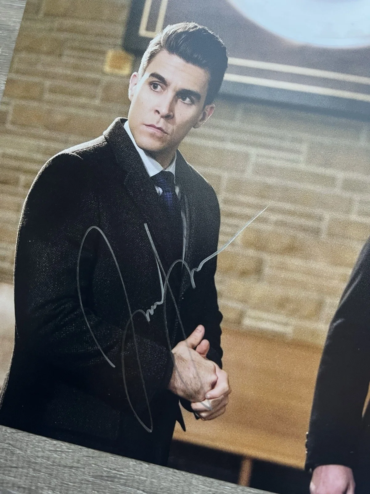 Josh Segarra — Josh Segarra Signed Arrow 8x10 Photo JSA COA DC Adrian Chase Prometheus, изображение 4