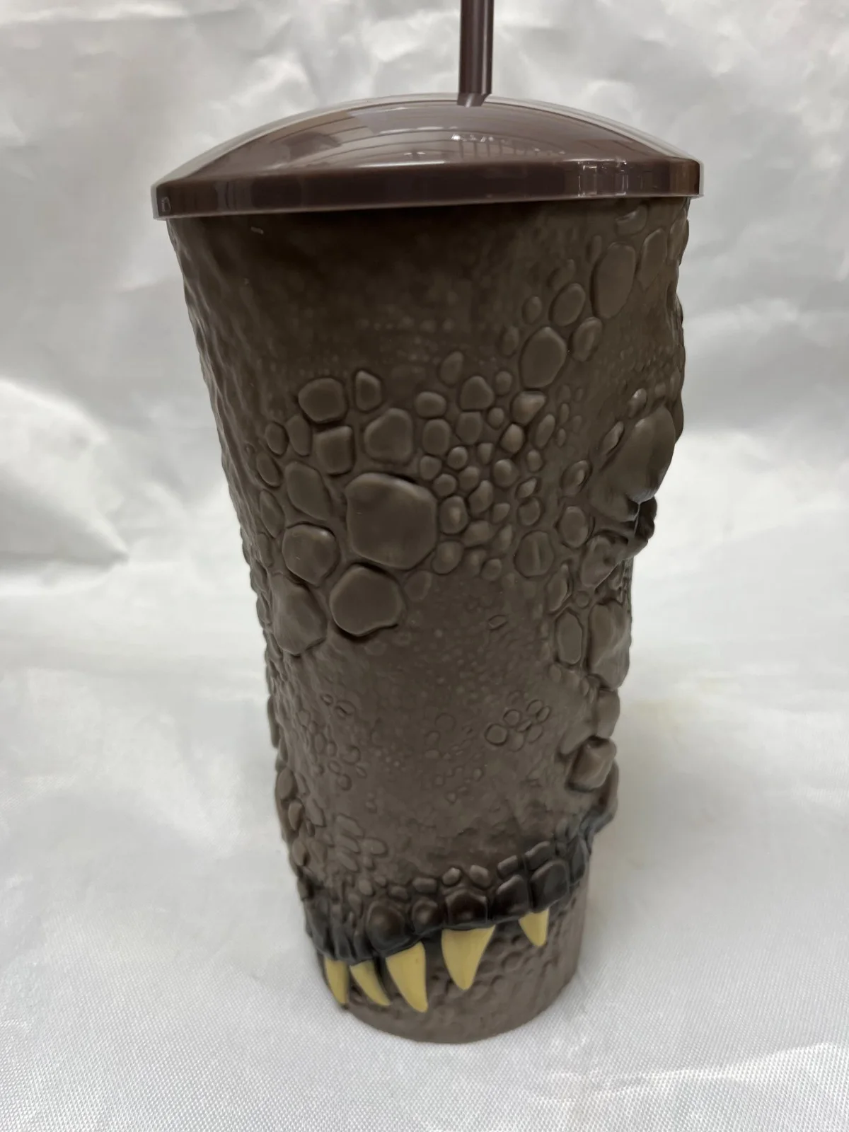 Vue Cinema Jurassic World Raptor Claw Cup Grippr Dinosaur 3D Tumbler Limited Ed., изображение 4