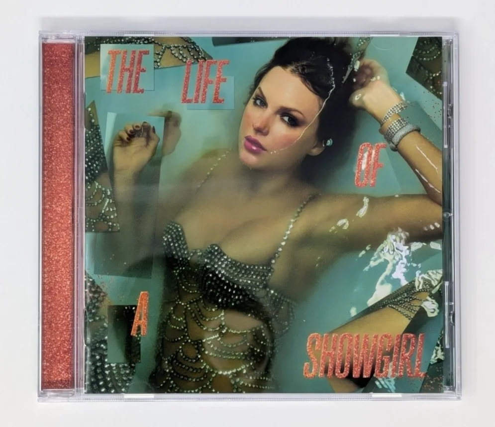 Taylor Swift The Life of a Showgirl CD Hand Signed Photo 4, изображение 2