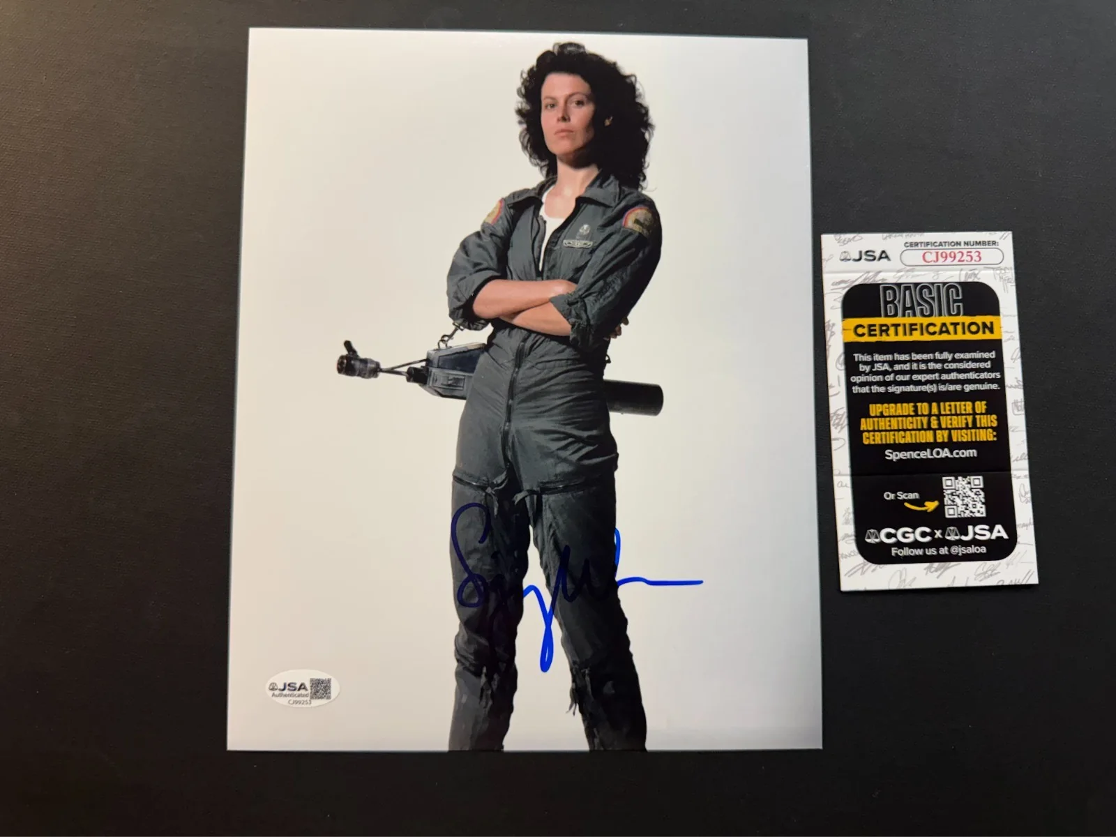 Sigourney Weaver — Sigourney Weaver Rare! autographed signed young Alien 8x10 photo JSA Spence coa