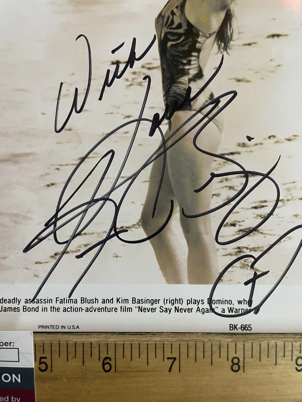 Kim Basinger Signed Photo 9.25x7.5 JSA Authenticated COA James Bond Batman Rare, изображение 2