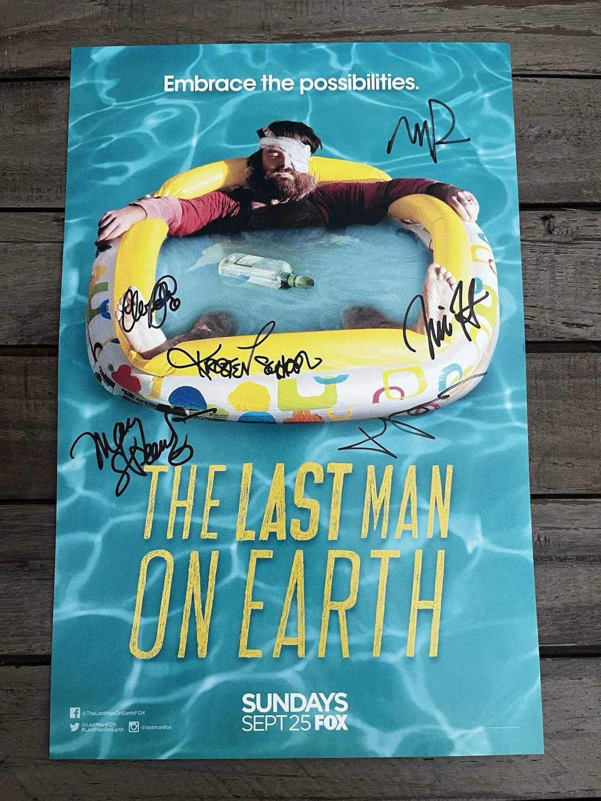 Will Forte — The Last Man on Earth 11x17 Poster Signed SDCC 2016 Will Forte January Jones Fox