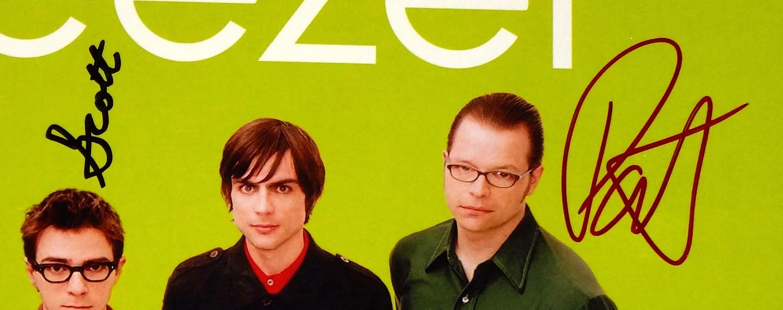 WEEZER HAND SIGNED AUTOGRAPHED THE GREEN ALBUM FLAT BY 3 BAND MEMBERS! WITH COA!, image 2