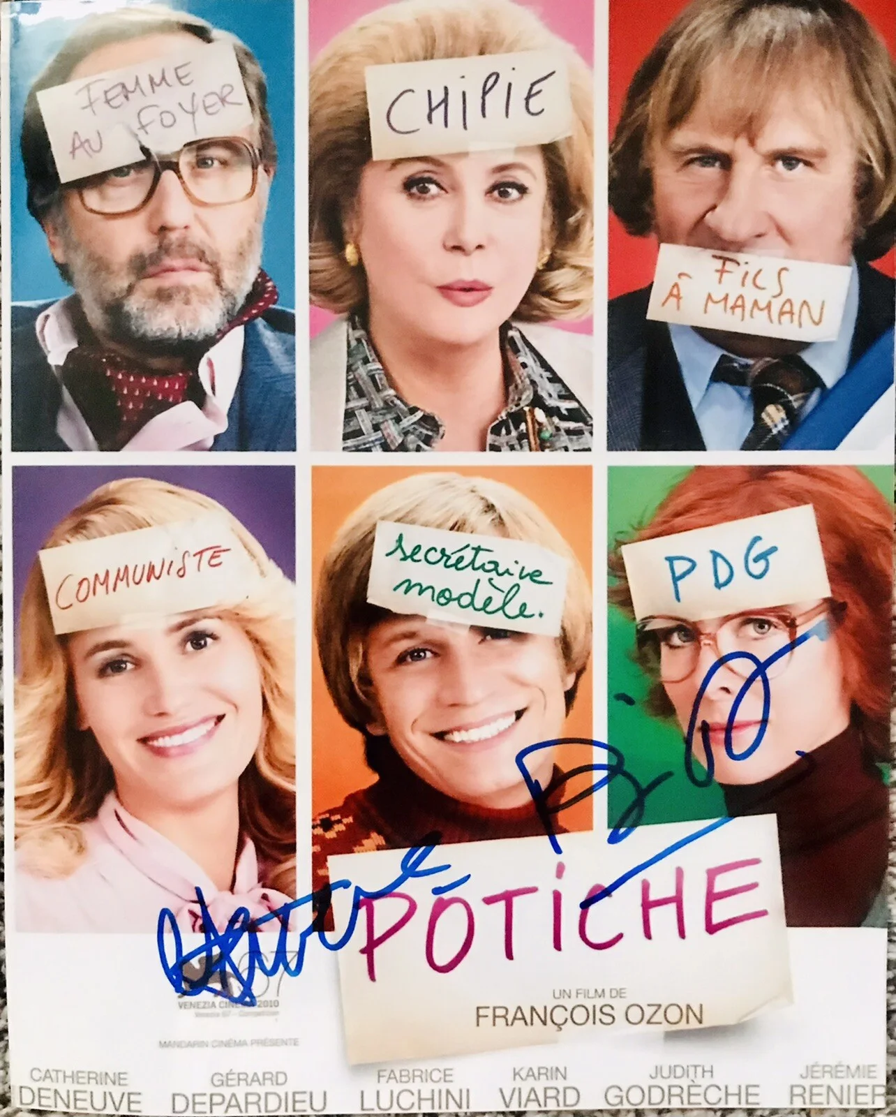Catherine Deneuve — Catherine Deneuve & Francois Ozon signed Potiche 8x10 photo - Exact Proof