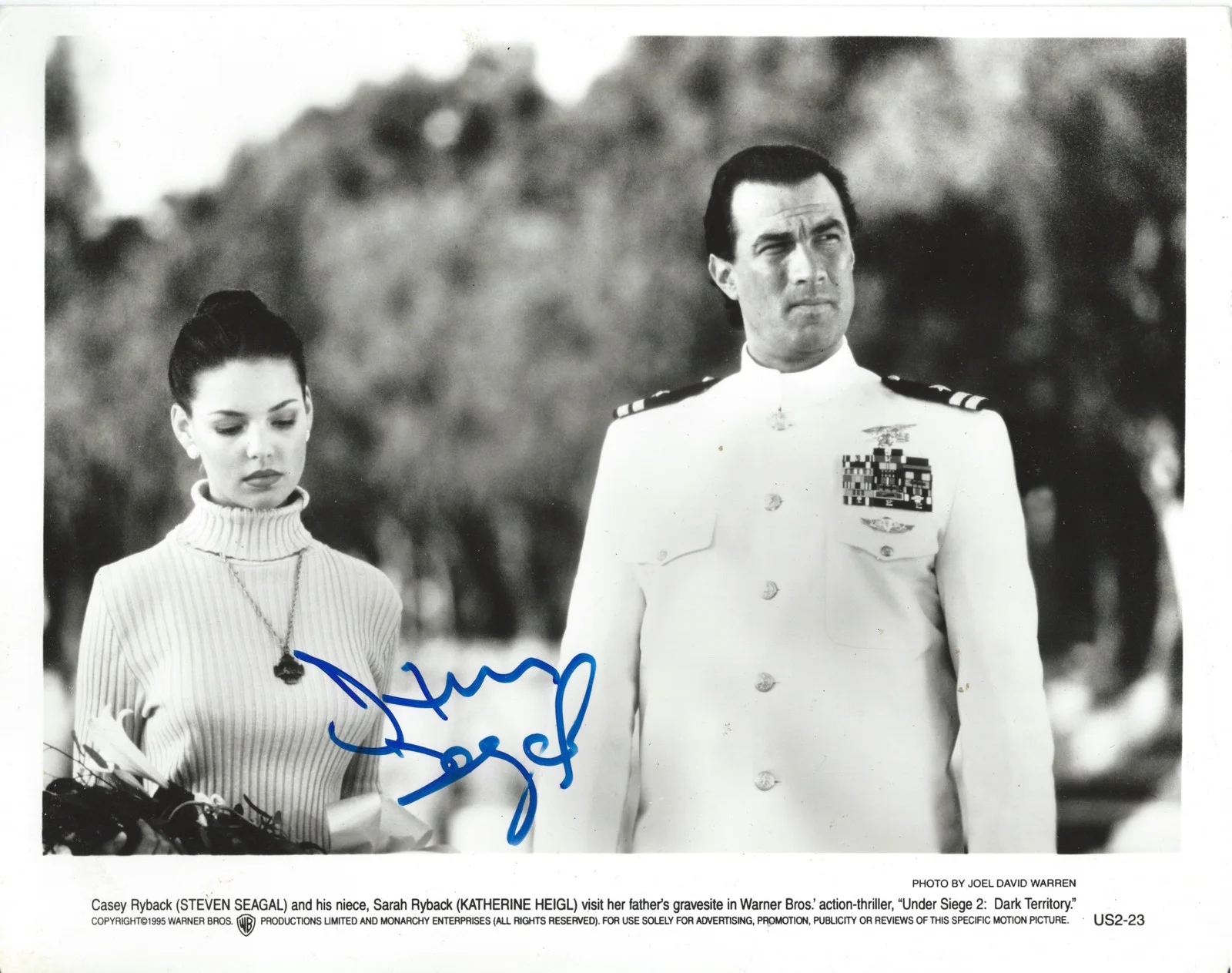Steven Seagal — Steven Seagal signed Under Siege 8x10 Original Still Photo