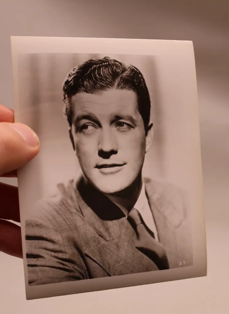 Dennis Morgan — WWII Era Dennis Morgan Autograph & Photograph Grouping Naval Aid Auxiliary, изображение 2