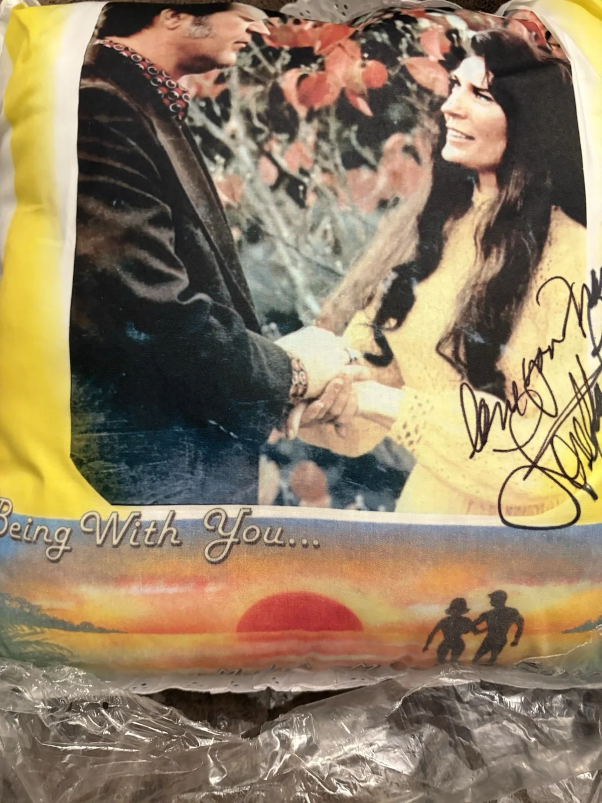 Loretta Lynn And Conway Twitty Pillow Autographed, image 2