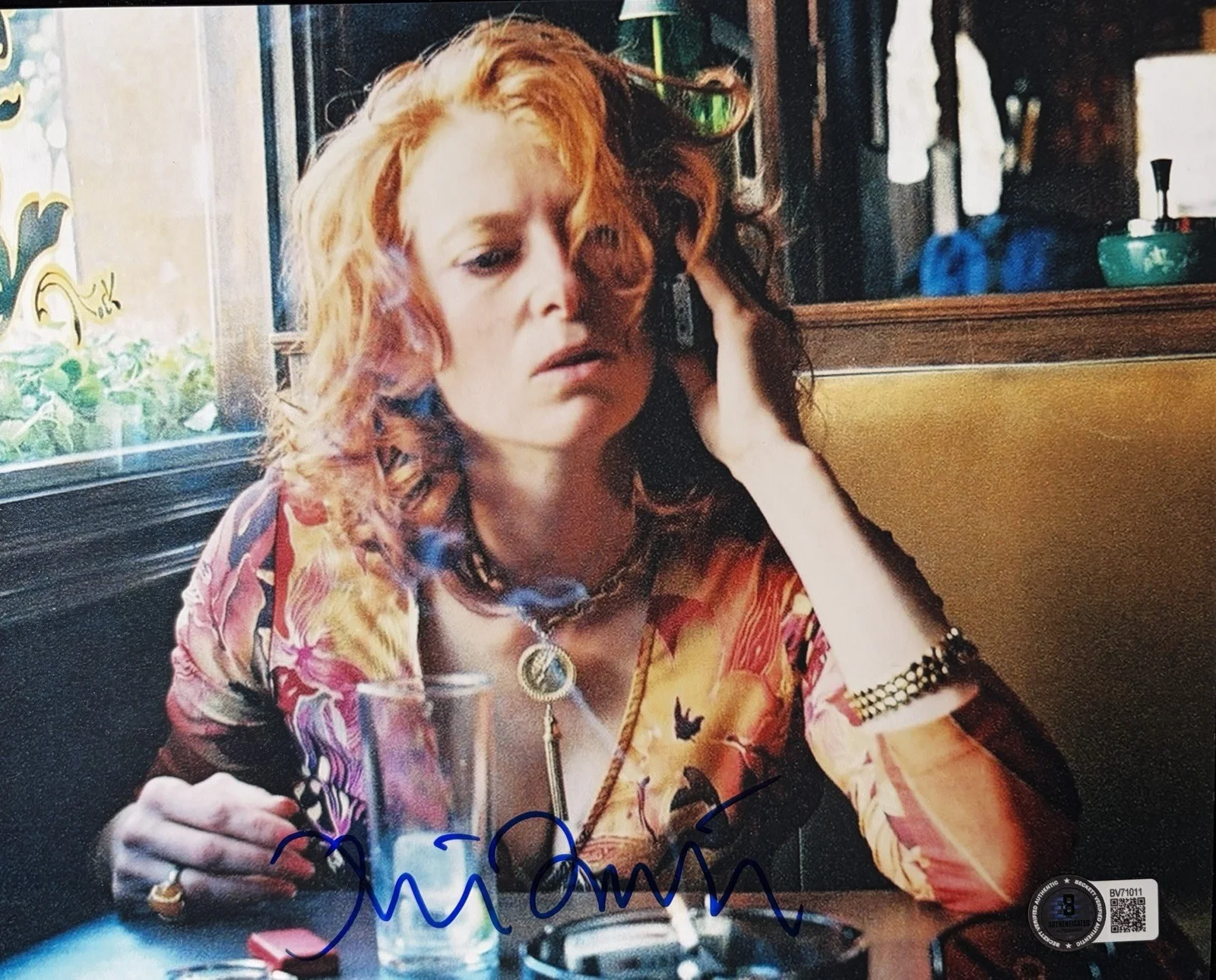 TILDA SWINTON — Tilda Swinton Julia Signed 8x10 Photo Beckett BAS COA Autograph
