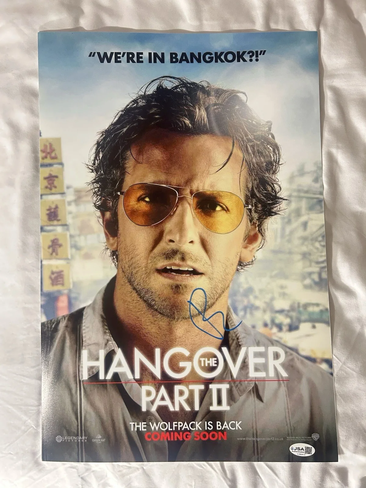 Bradley Cooper — Bradley Cooper Signed The Hangover Part 3 12x18 Poster Autographed JSA COA, изображение 2