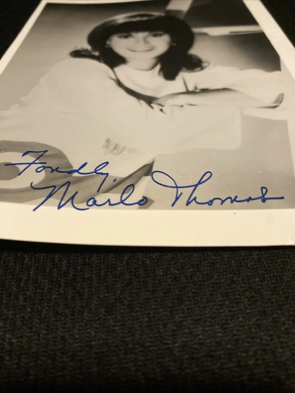 Marlo Thomas — Marlo Thomas Autographed Photo 5”x7”. Early 70’s, image 5