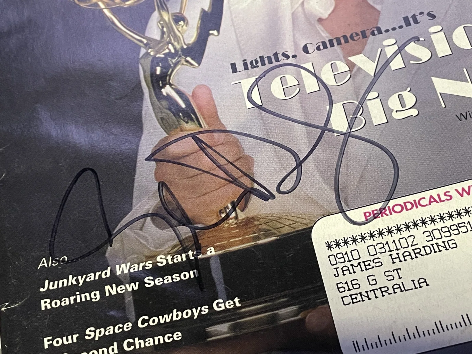 Ellen DeGeneres — Ellen DeGeneres Signed On Sat Magazine September 2001, image 2