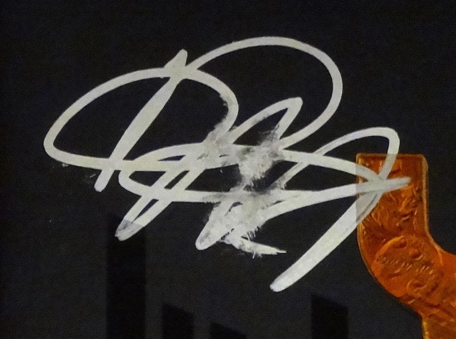 JUDAS PRIEST ROB HALFORD HAND SIGNED AUTOGRAPHED 50 HEAVY METAL YEARS ALBUM PROF, изображение 2