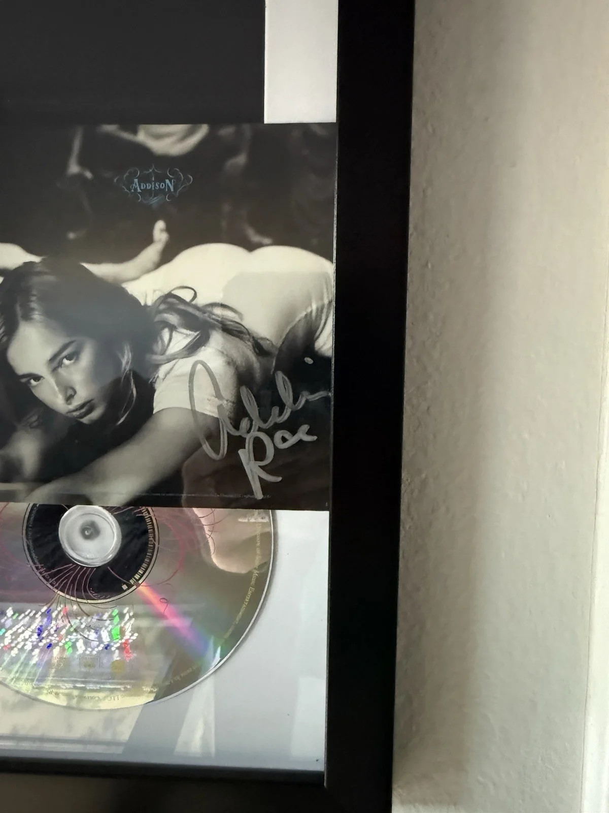 Addison Rae Debut Album CD With SIGNED Autographed Art Card #1, изображение 2
