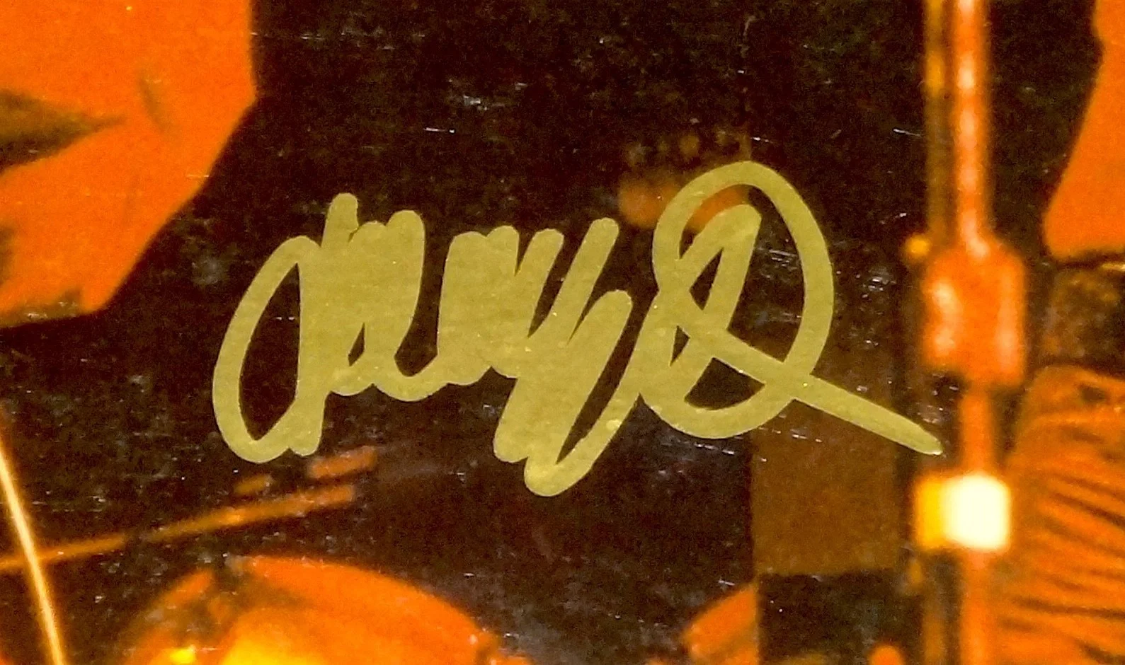 JOHN MAYALL HAND SIGNED AUTOGRAPHED THE LATEST EDITION VINYL ALBUM! W/PROOF+COA, изображение 2