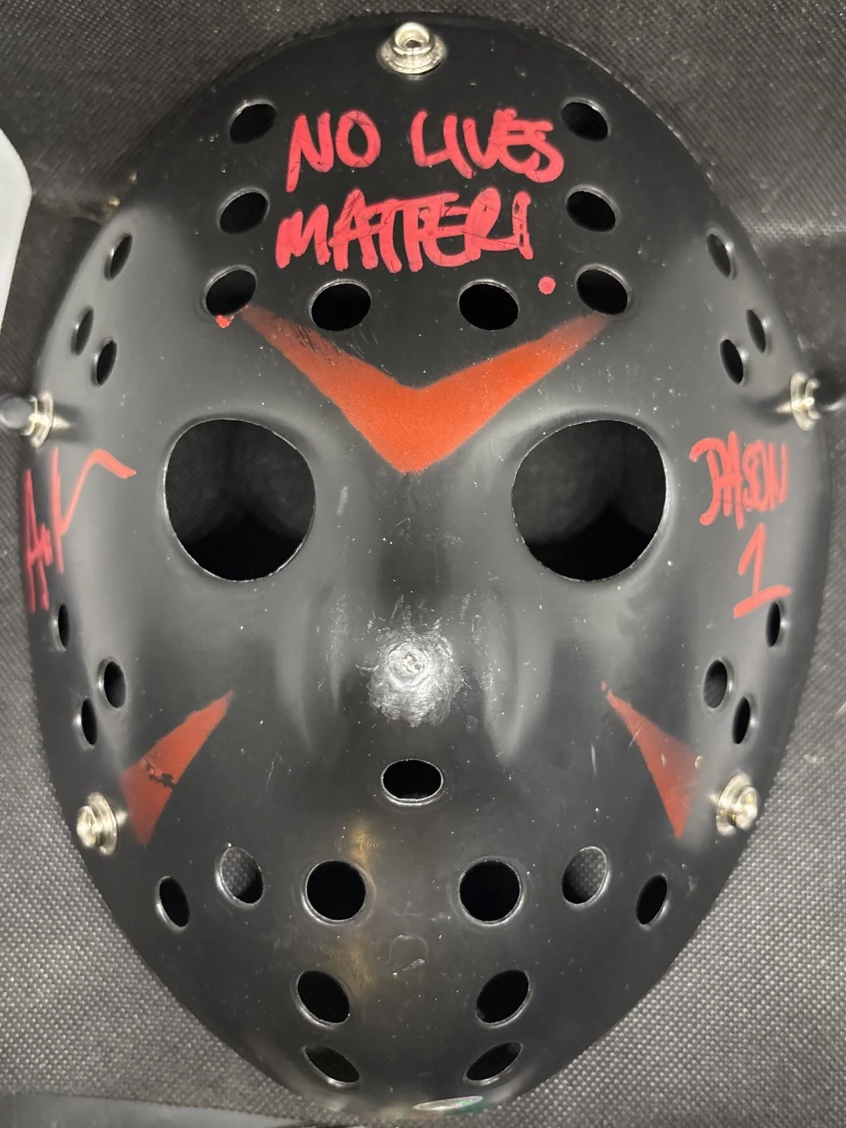 Ari Lehman — ari lehman signed Jason Hockey Mask. With Hologram COA, изображение 3