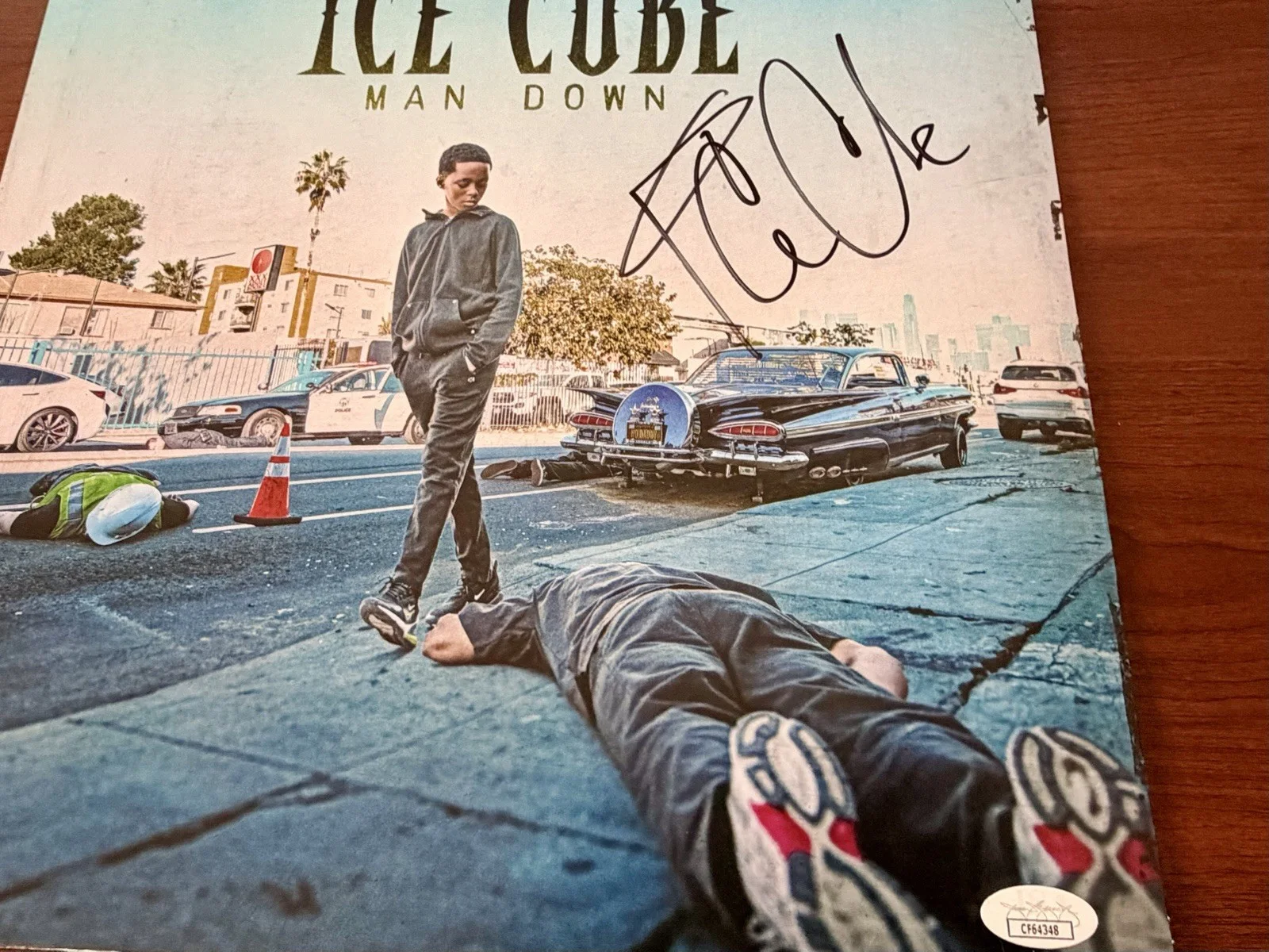 Ice Cube Hand Signed Man Down Vinyl Authentic Autograph JSA COA, image 2