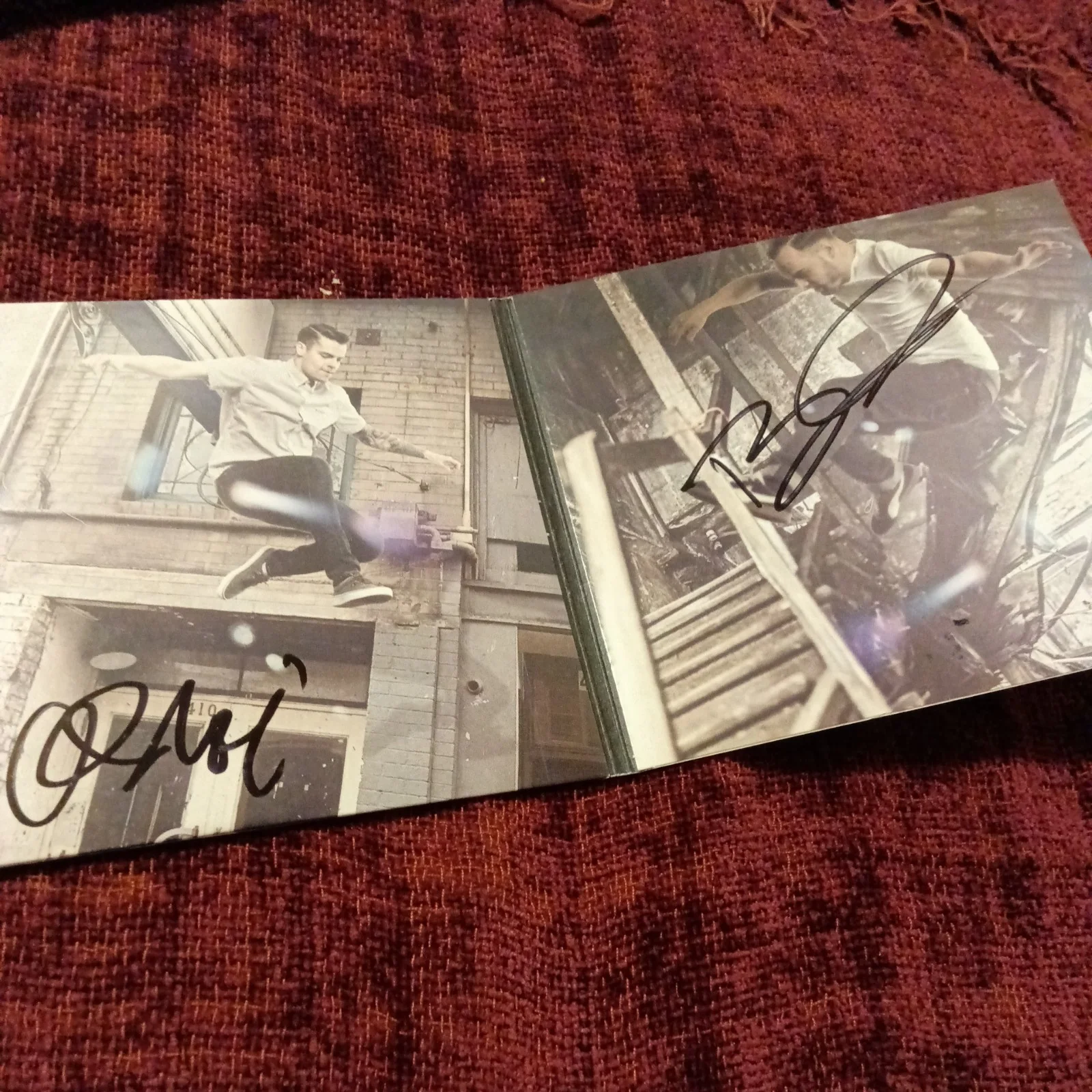 Beartooth Disgusting (2014) CD Digipak Autographed by Band, image 4