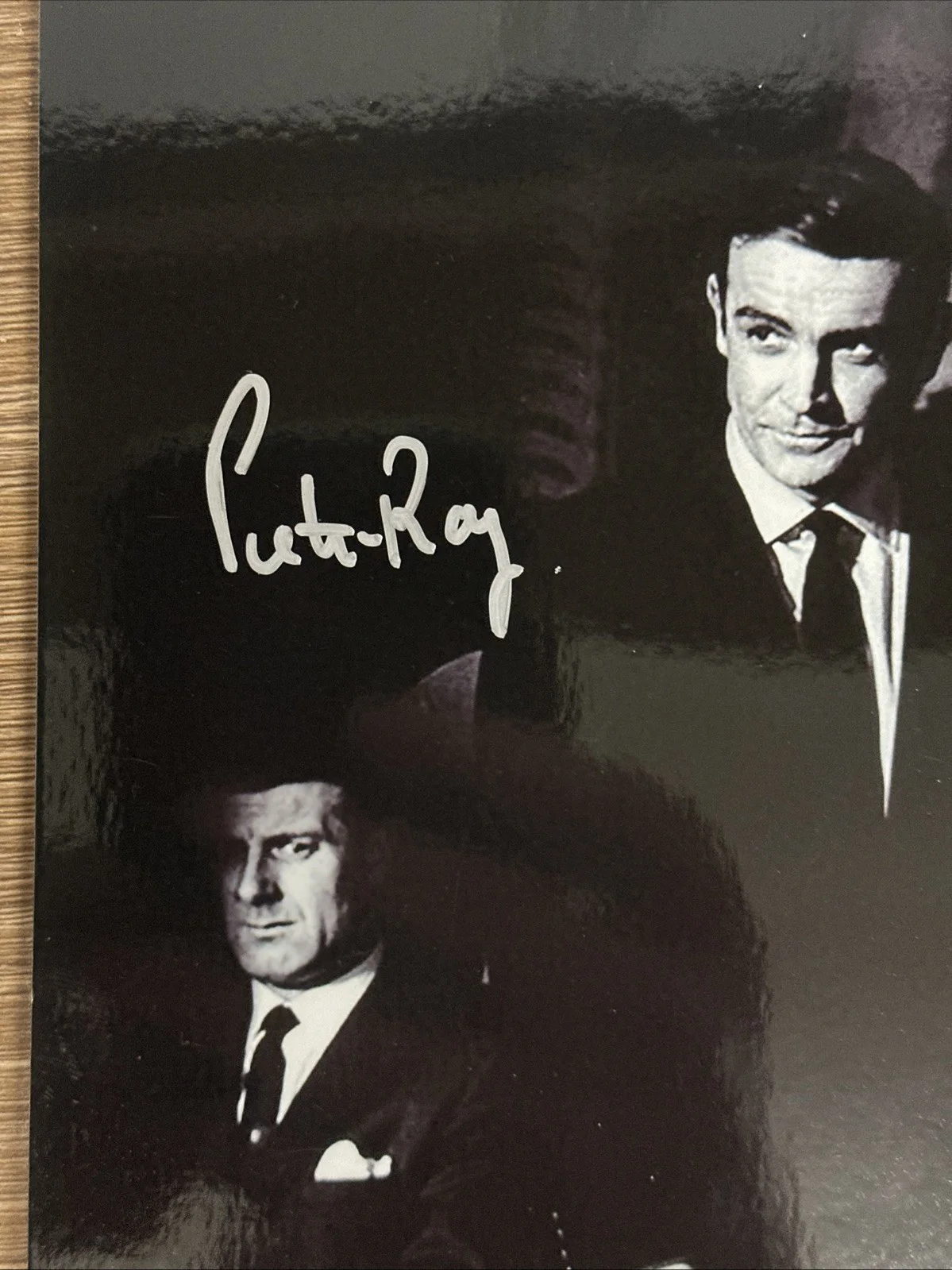 Peter Roy James Bond 007 Autographed Signed 8x10 Color Photo B’BC COA, изображение 2