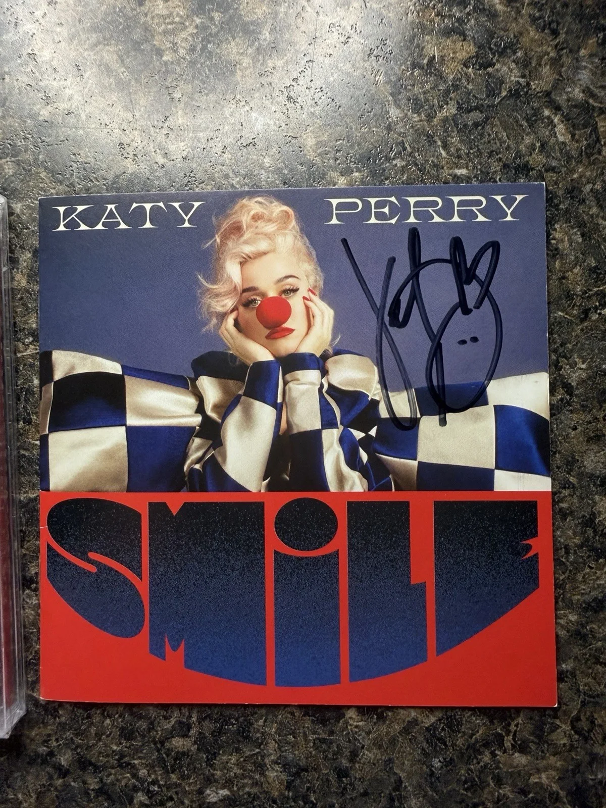 Katy Perry Signed Smile CD Booklet PSA Certified Autograph Plus Sealed Smile CD, image 2