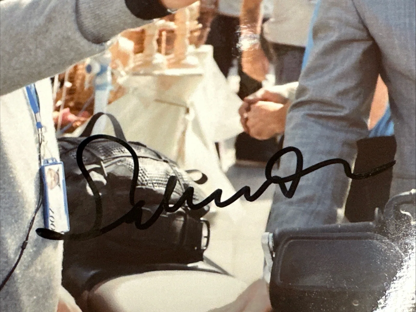 Sam Mendes Skyfall James Bond Autographed Signed 8x10 Color Photo B’BC COA, изображение 2