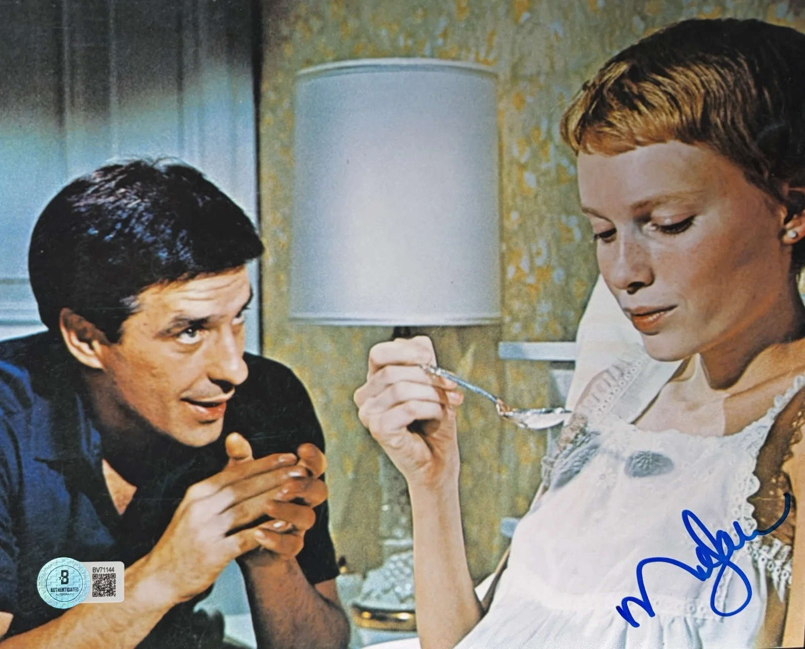 Mia Farrow — Mia Farrow Signed 8x10 Photo Rosemary's Baby BAS COA Autograph Beckett