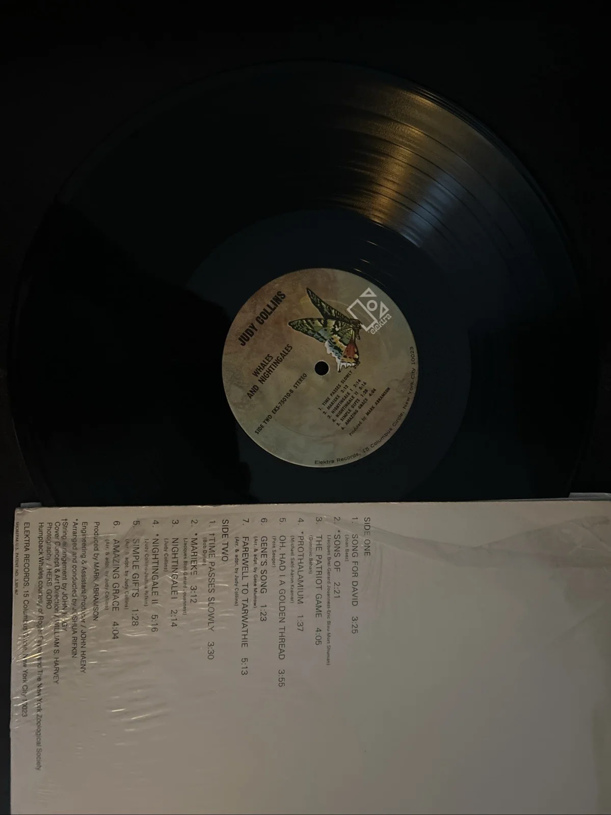 Judy Collins Signed Whales And Nightingales Vinyl Record LP Autograhed, image 3