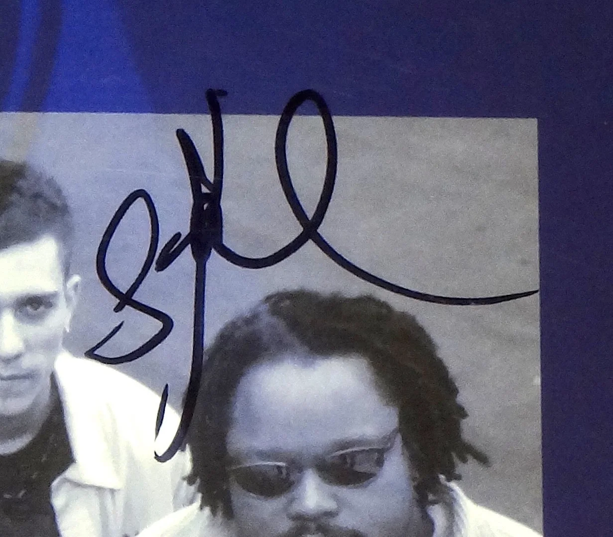 DAVE MATTHEWS DMB HAND SIGNED AUTOGRAPHED CRASH VINYL ALBUM BOOKLET BY 3 W/PROOF, image 3