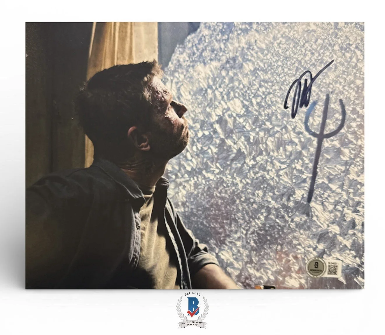 Mark Pellegrino — Mark Pellegrino Autograph Signed 8x10 Supernatural Lucifer Photo Beckett COA