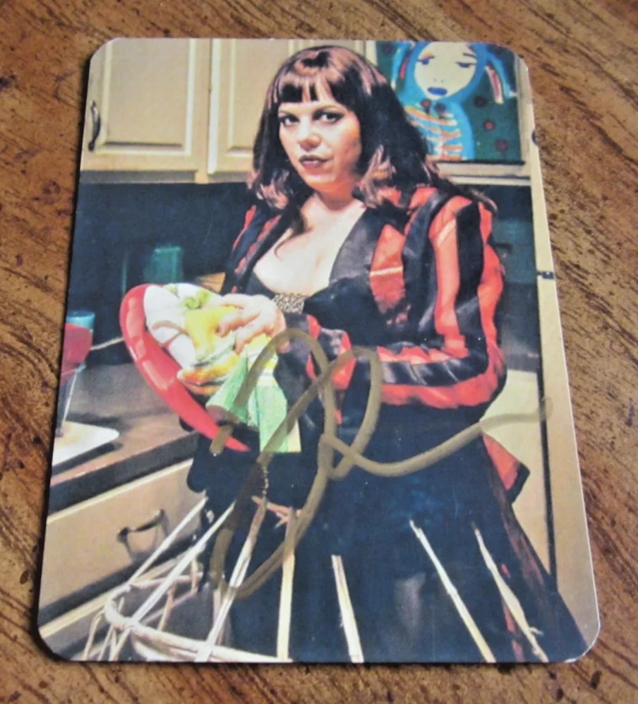 Kirsten Vangsness — Kirsten Vangsness Autographed Signed 2.75X3.75 Photo Card "Dave Made a Maze"