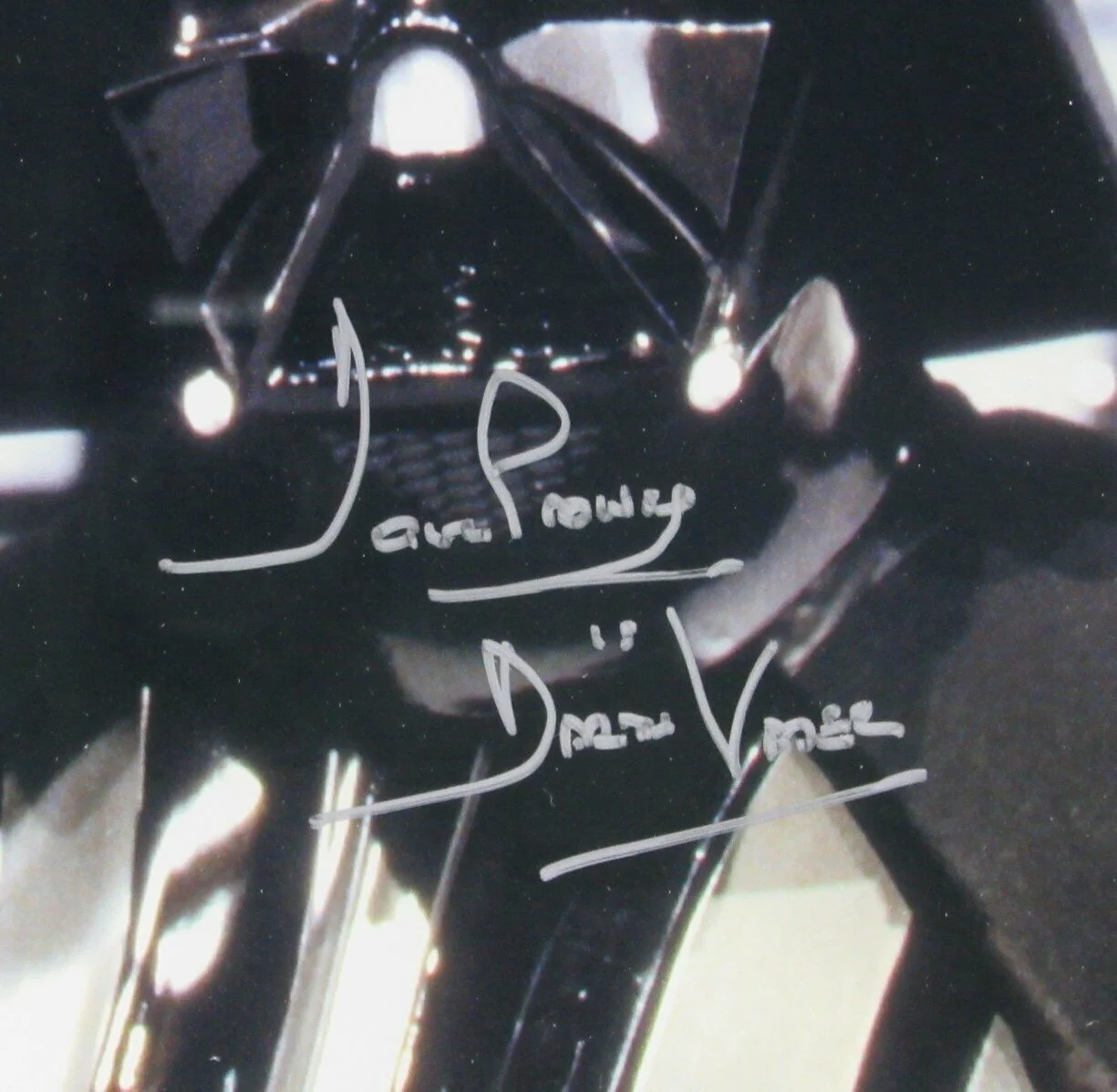 David Prowse "Darth Vader" Signed 11x14 Star Wars Photo Framed Beckett 162188, image 2