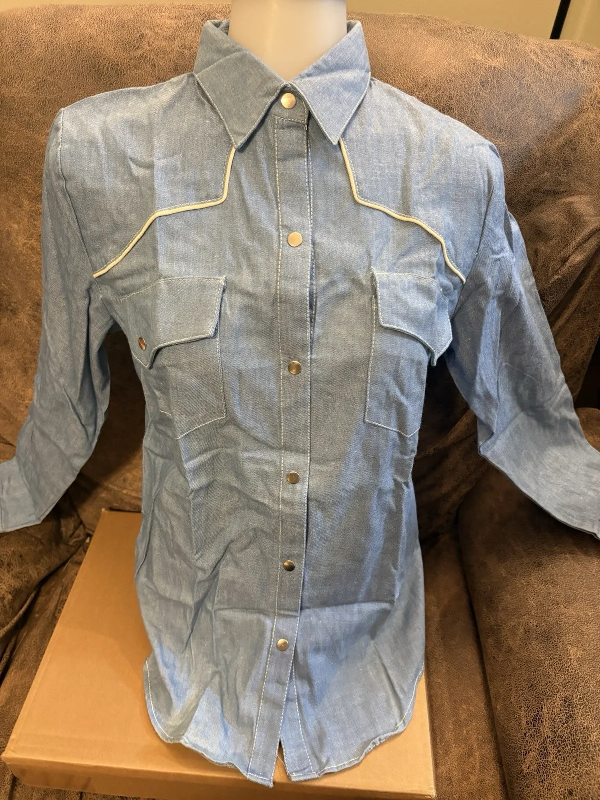 A Western Shirt Owned And Autographed By Loretta Lynn Our Queen Of Country Music, изображение 3