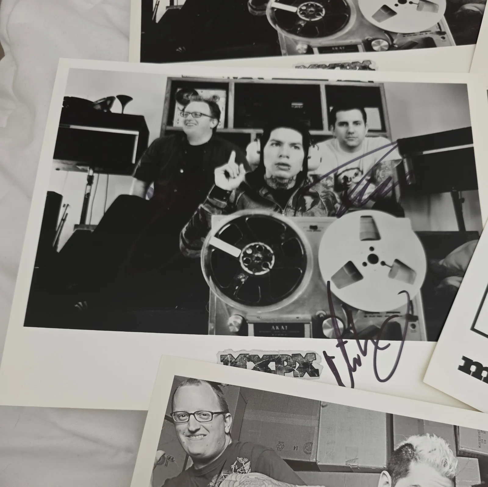 Music Memorabilia MXPX signed Photo 2000 A&M Records. 5 photos!, image 4