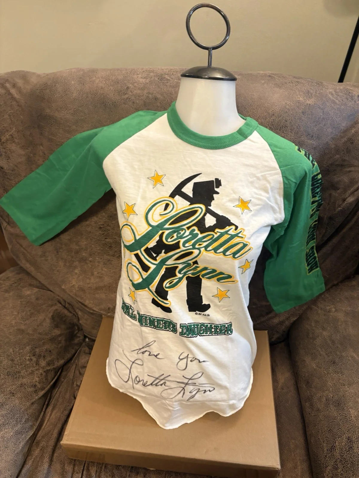 The Loretta Lynn Show Shirt. Owned and Signed By Our Queen Of Country Music Hers, изображение 5